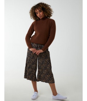 Animal Print Cropped Trousers