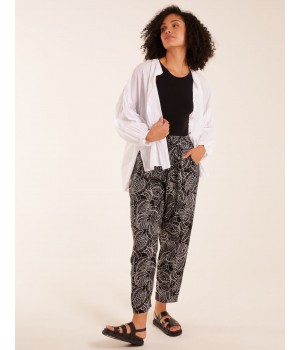 Leaf Print Capri Trousers